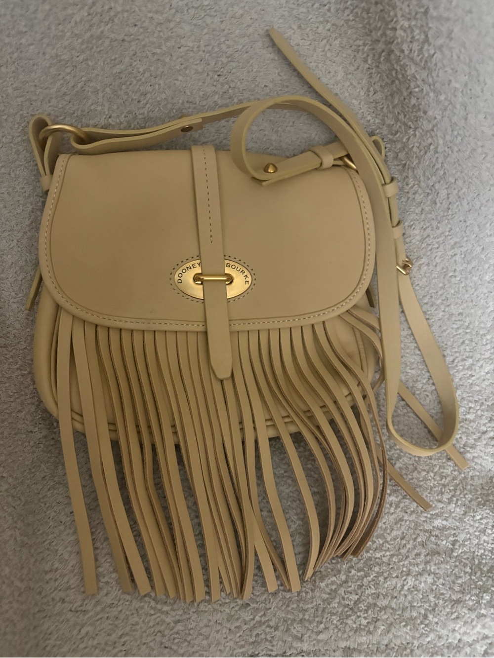 Dooney & Bourke Lulu Fiona Fringe Crossbody Bag in Cream NWT - Picture 2 of 16